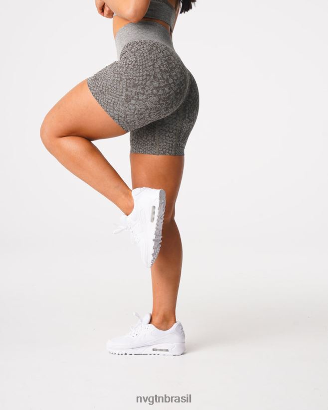NVGTN fitness mulheres shorts sem costura de pele de cobra verde cáqui NNJ66L474